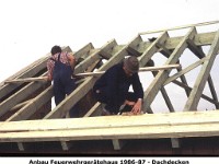 t25.10 - Anbau Feuerwehrgeraetehaus 1986-87 - Dachdecken